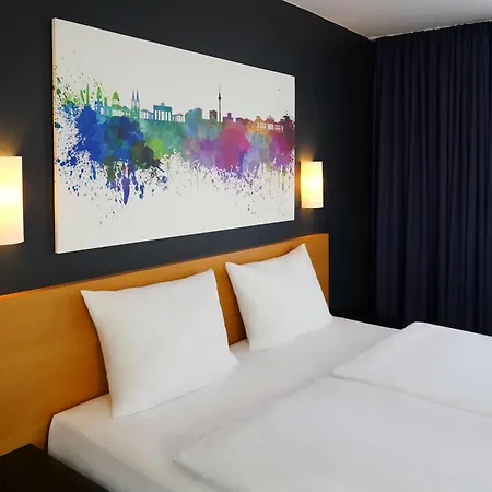 Wyndham Garden Potsdam Hotel Exterior photo