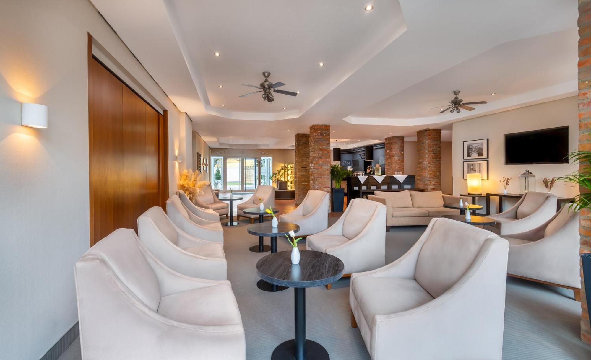 Wyndham Garden 4*